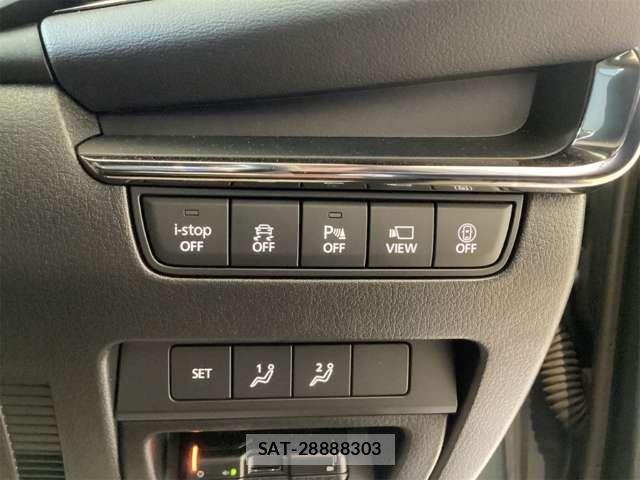 Mazda MAZDA3 2022-03 8627586-5