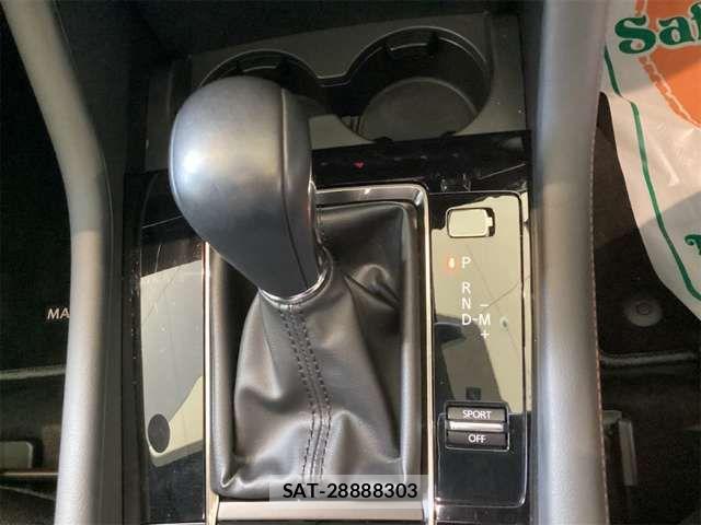 Mazda MAZDA3 2022-03 8627586-8