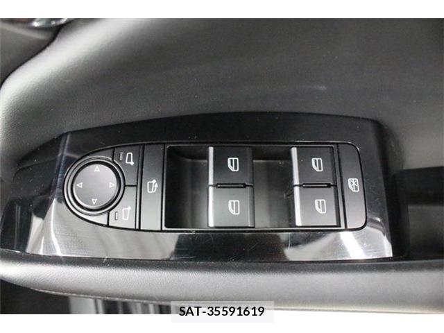 Mazda MAZDA3 2024-05 8627589-28