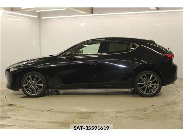 Mazda MAZDA3 2024-05 8627589-7