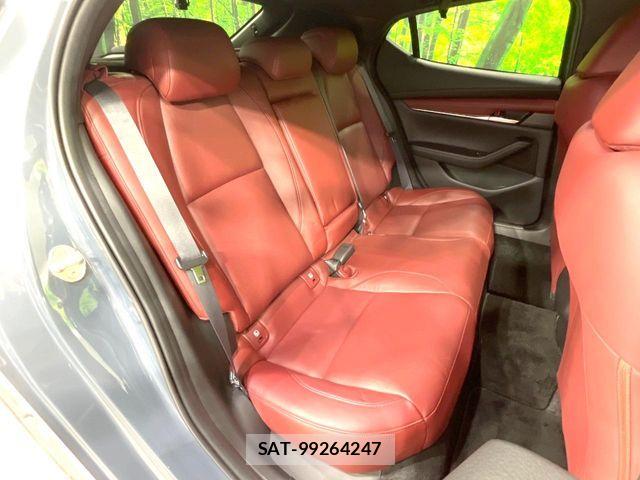 Mazda MAZDA3 2021-11 8627588-9