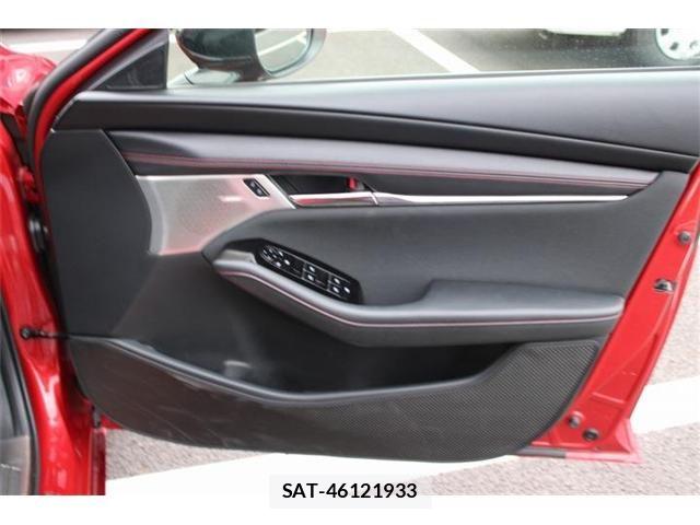 Mazda MAZDA3 2023-08 8627583-27