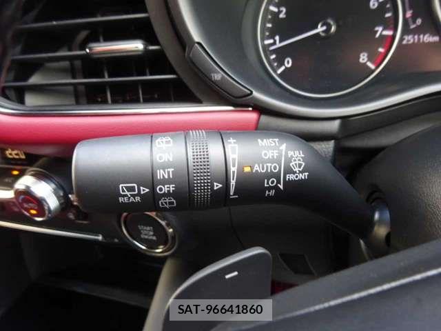Mazda MAZDA3 2022-01 8660085-12