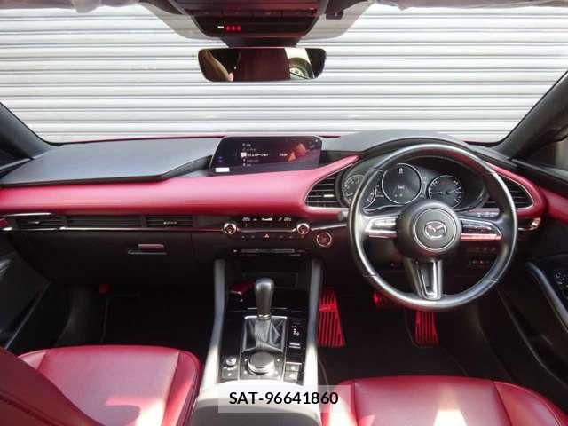 Mazda MAZDA3 2022-01 8660085-8