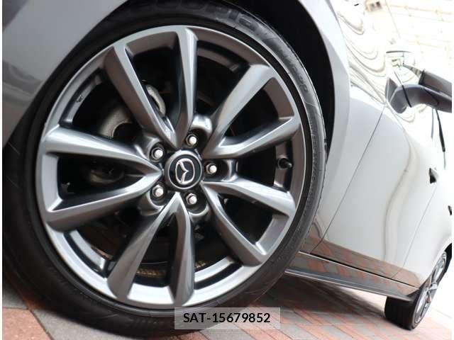Mazda MAZDA3 2019-11 8660087-11