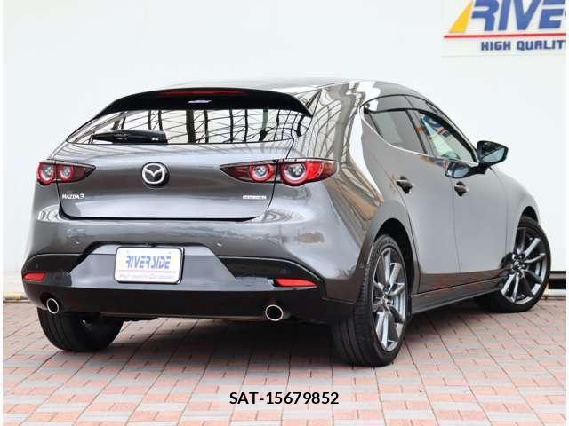 Mazda MAZDA3 2019-11 8660087-2