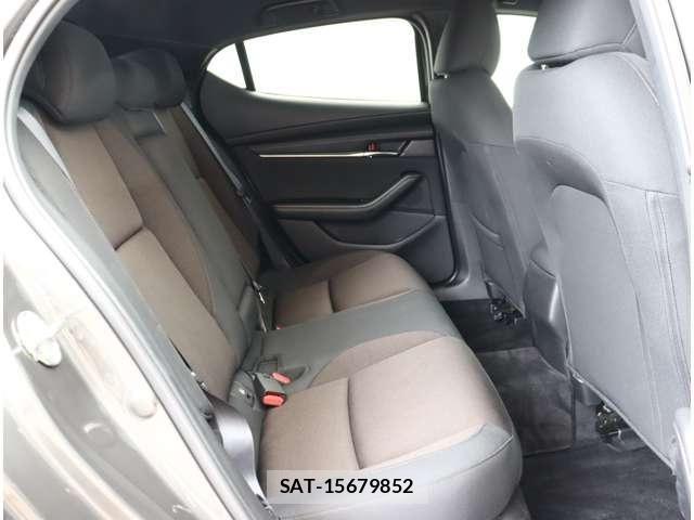 Mazda MAZDA3 2019-11 8660087-5
