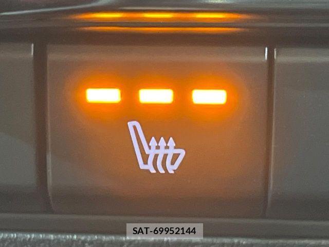 Mazda MAZDA3 2021-12 8666455-4