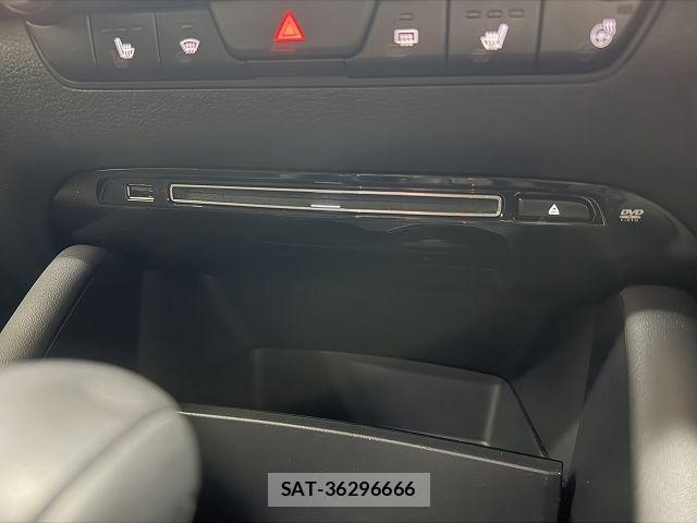 Mazda MAZDA3 2021-02 8660090-12