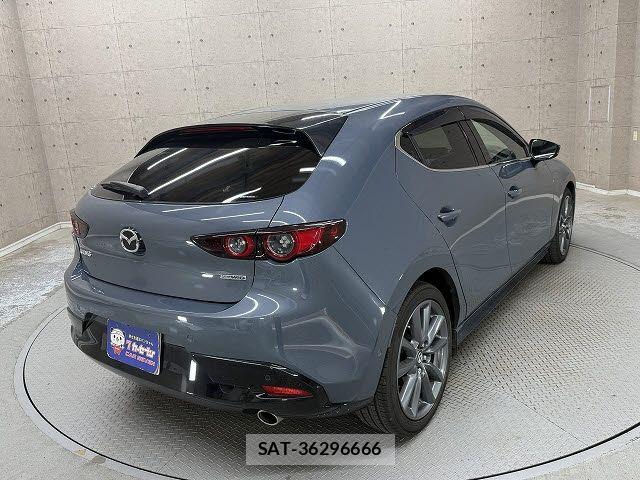 Mazda MAZDA3 2021-02 8660090-3
