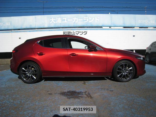 Mazda MAZDA3 2019-05 8660092-12