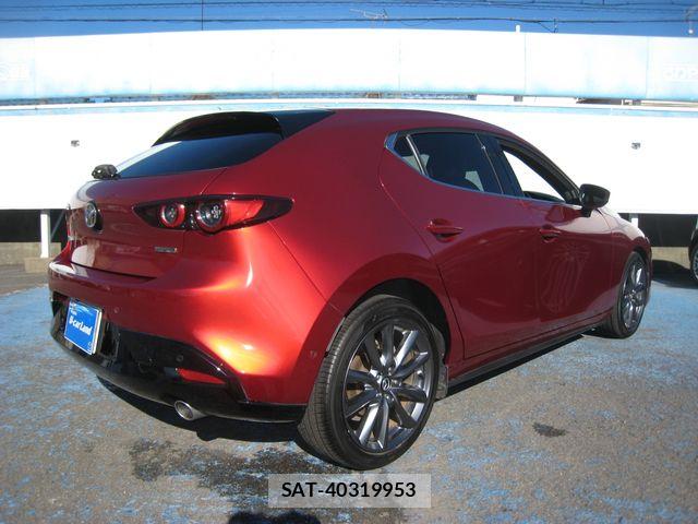 Mazda MAZDA3 2019-05 8660092-13