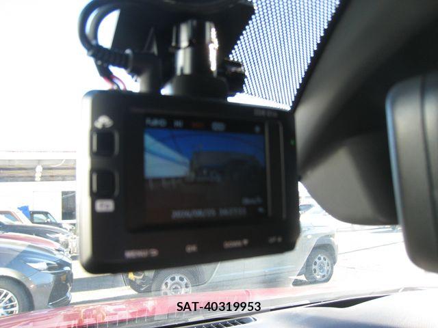Mazda MAZDA3 2019-05 8660092-23