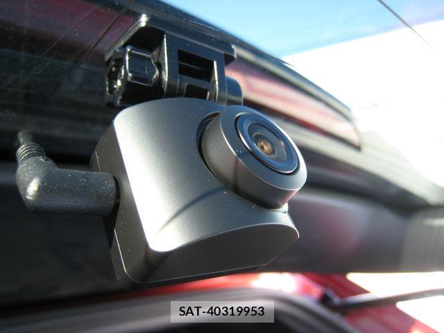 Mazda MAZDA3 2019-05 8660092-24