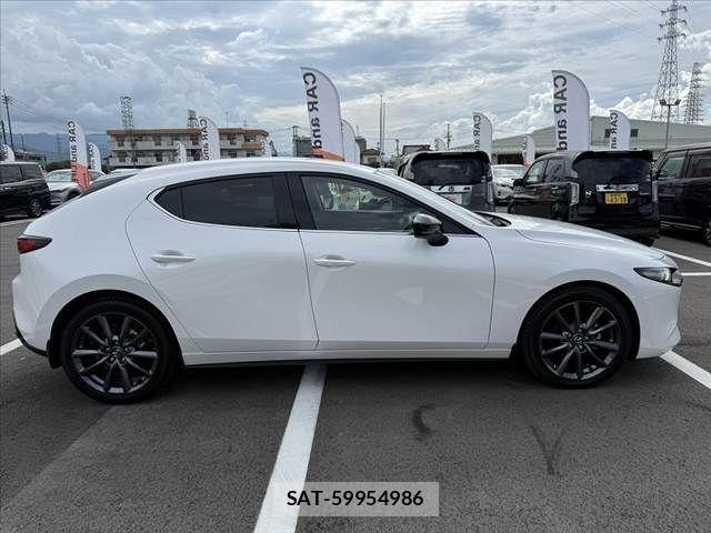 Mazda MAZDA3 2025-09 8660086-10