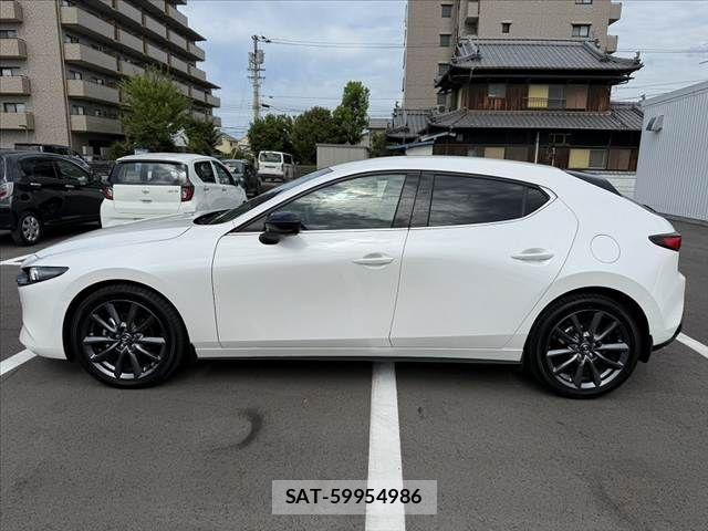Mazda MAZDA3 2025-09 8660086-11