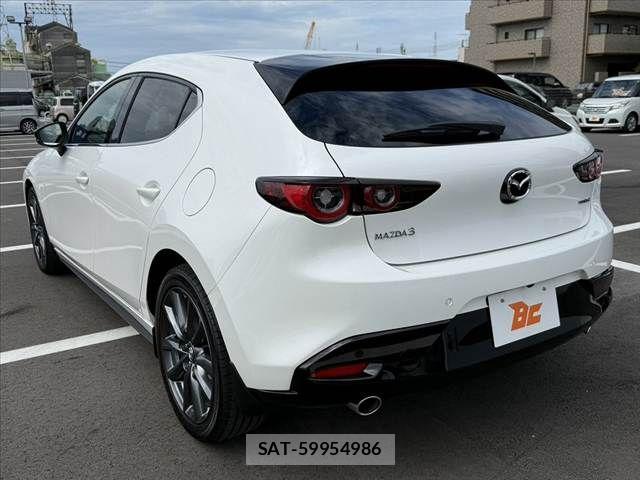 Mazda MAZDA3 2025-09 8660086-12