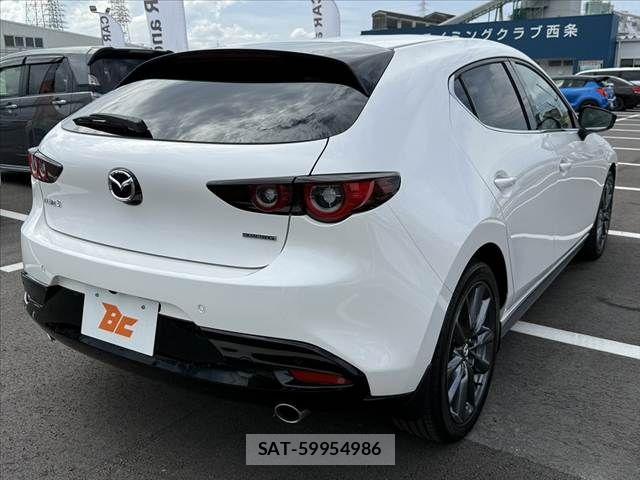 Mazda MAZDA3 2025-09 8660086-14