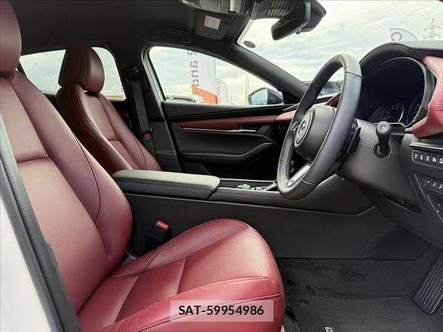 Mazda MAZDA3 2025-09 8660086-15