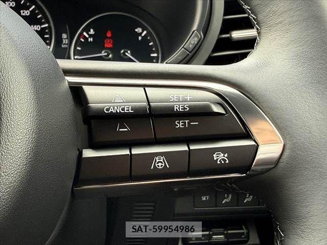 Mazda MAZDA3 2025-09 8660086-23