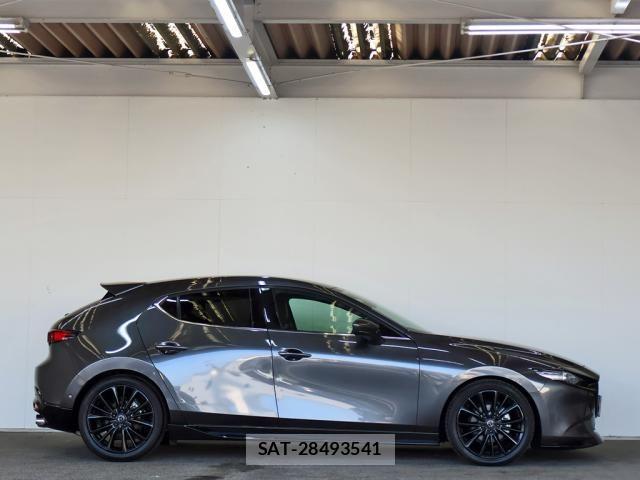 Mazda MAZDA3 2021-03 8685904-10