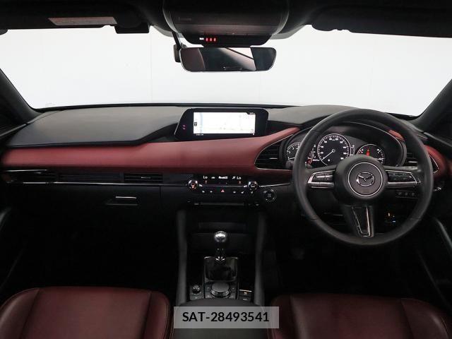 Mazda MAZDA3 2021-03 8685904-6
