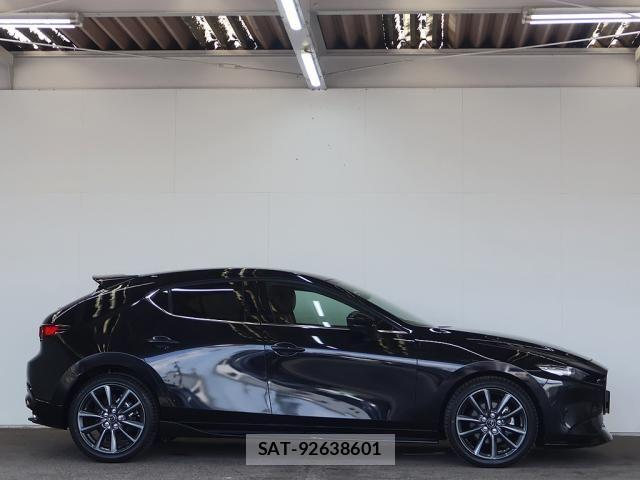 Mazda MAZDA3 2023-06 8685901-11