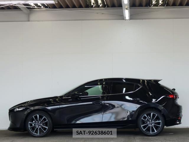 Mazda MAZDA3 2023-06 8685901-12