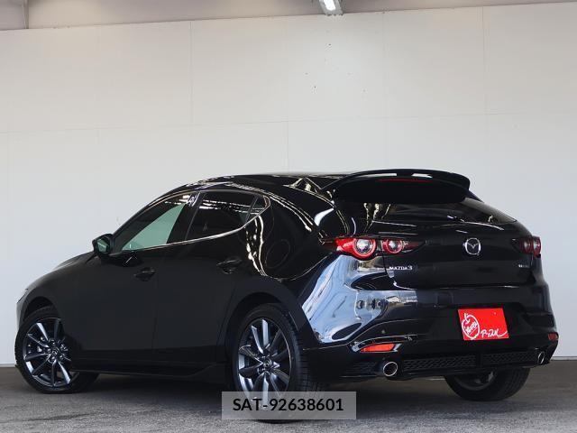 Mazda MAZDA3 2023-06 8685901-14