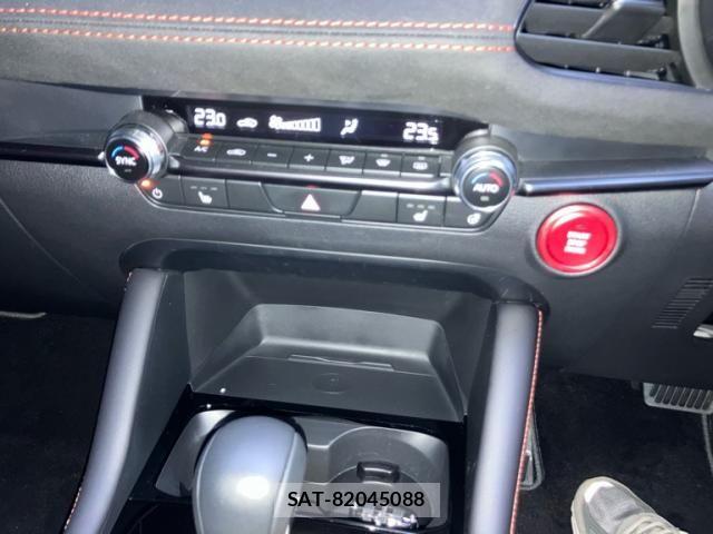 Mazda MAZDA3 2025-06 8685902-23