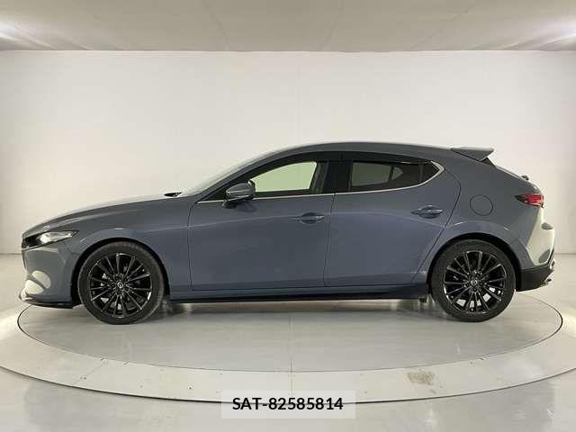 Mazda MAZDA3 2020-06 8685905-2