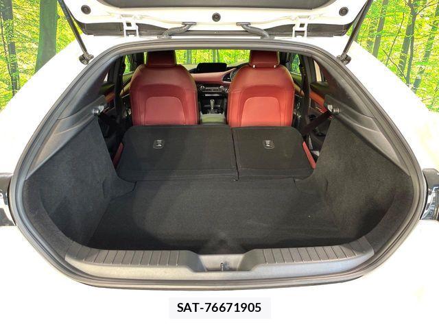 Mazda MAZDA3 2022-02 8743657-10