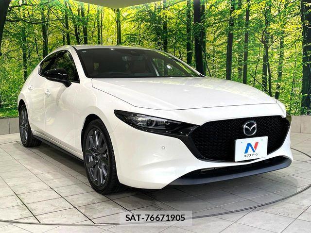 Mazda MAZDA3 2022-02 8743657-16