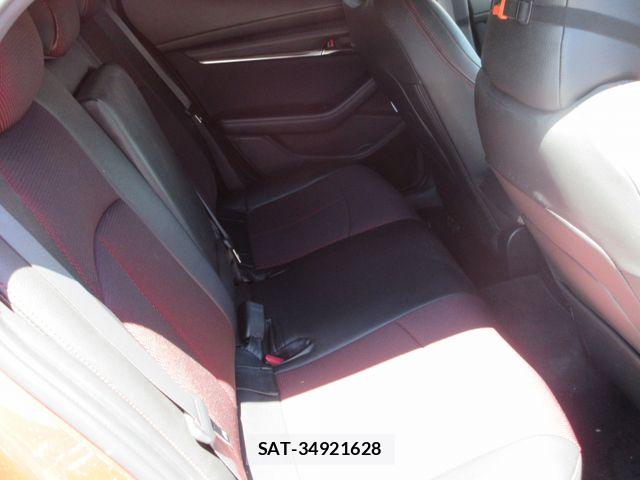 Mazda MAZDA3 2019-07 8743660-20
