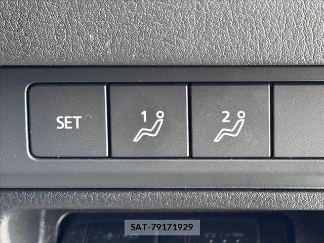 Mazda MAZDA3 2022-11 8743653-21