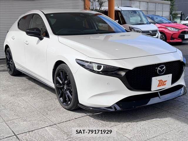 Mazda MAZDA3 2022-11 8743653-7