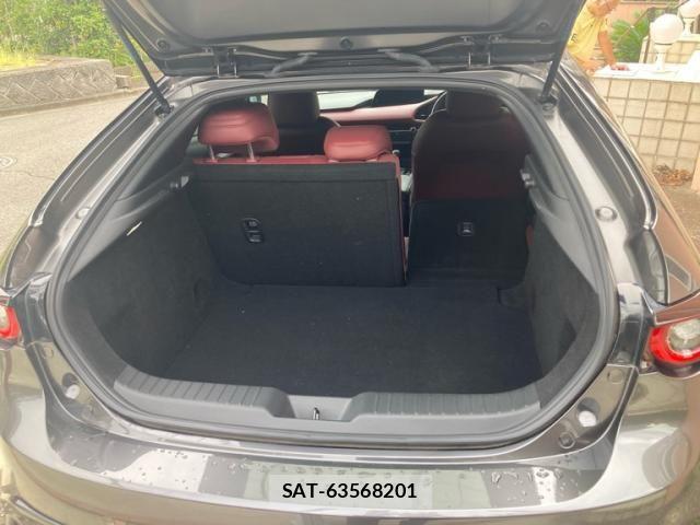 Mazda MAZDA3 2021-12 8743652-9