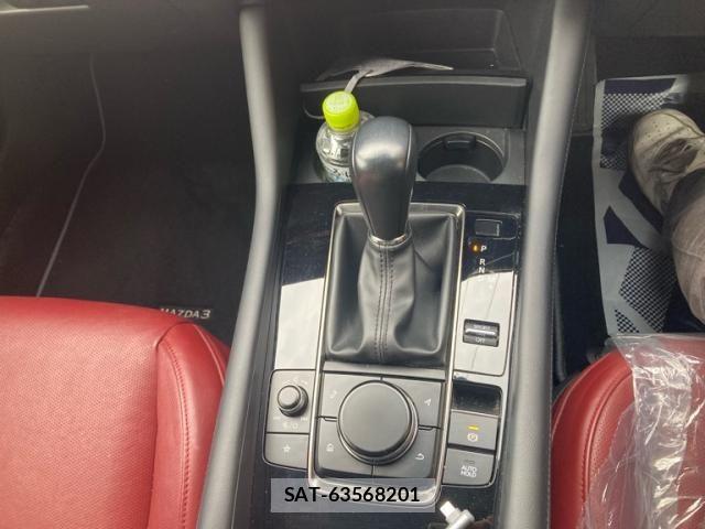 Mazda MAZDA3 2021-12 8743652-25