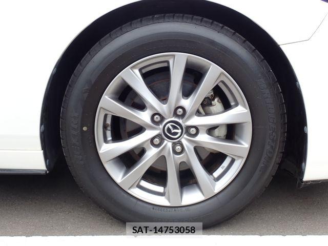 Mazda MAZDA3 2019-07 8743661-19