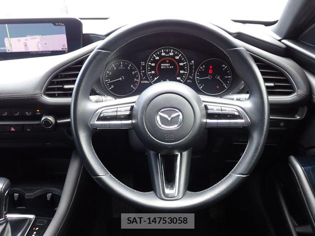 Mazda MAZDA3 2019-07 8743661-4