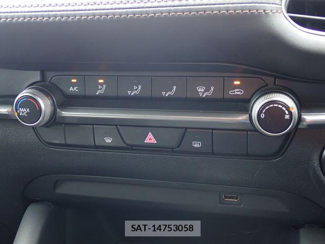 Mazda MAZDA3 2019-07 8743661-8