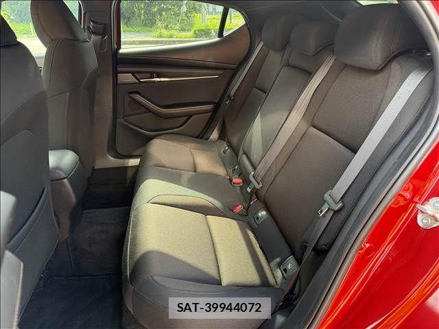 Mazda MAZDA3 2019-07 8743659-9