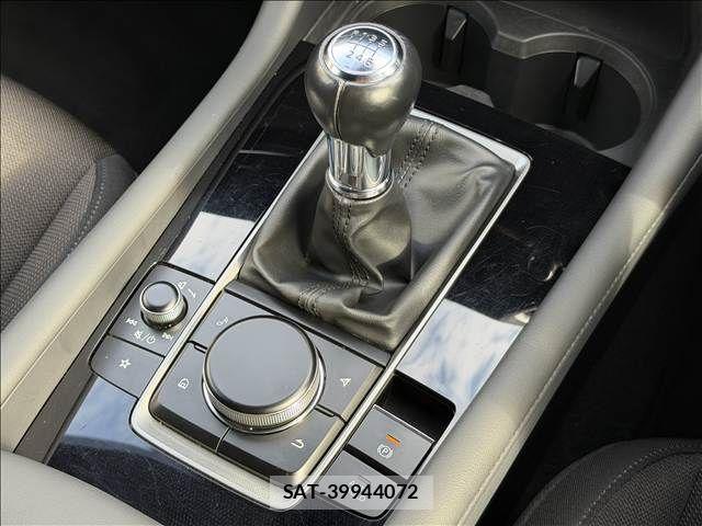 Mazda MAZDA3 2019-07 8743659-16