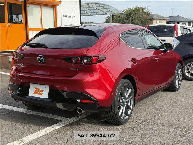 Mazda MAZDA3 2019-07 8743659-23