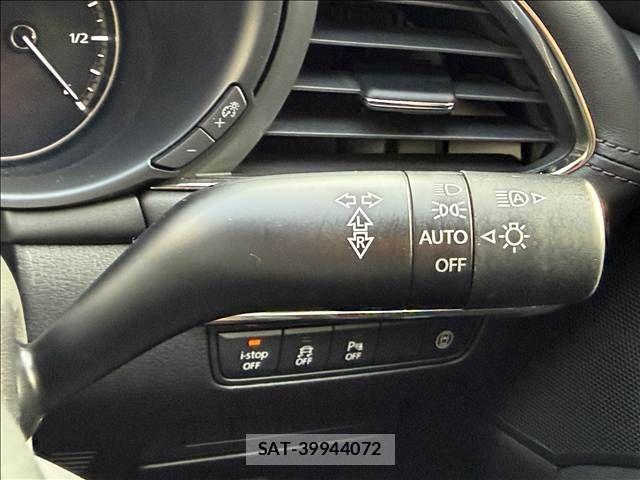 Mazda MAZDA3 2019-07 8743659-28