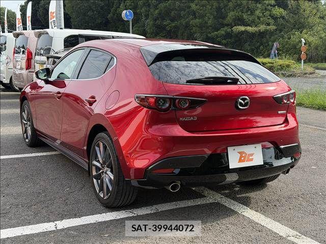 Mazda MAZDA3 2019-07 8743659-7