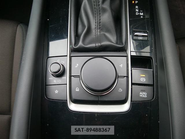 Mazda MAZDA3 2021-01 8796573-12