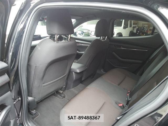 Mazda MAZDA3 2021-01 8796573-19