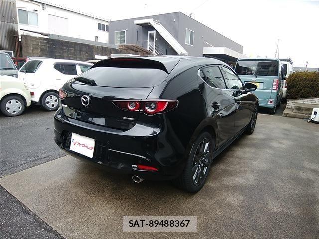 Mazda MAZDA3 2021-01 8796573-2