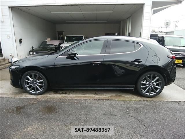 Mazda MAZDA3 2021-01 8796573-4